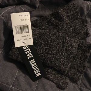 Grey Steve Madden Gloves